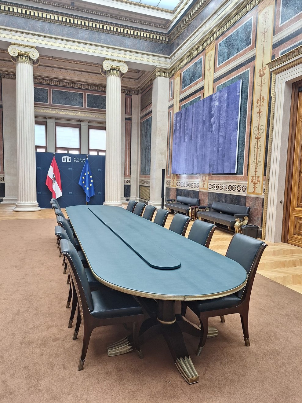 Konferenztisch
